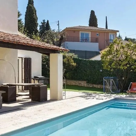 Havre De Paix Avec Piscine Sur Les Hauteurs De